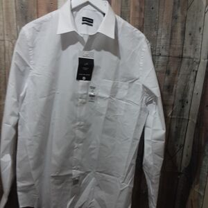 Van Heusen Crisp White Dress Shirt